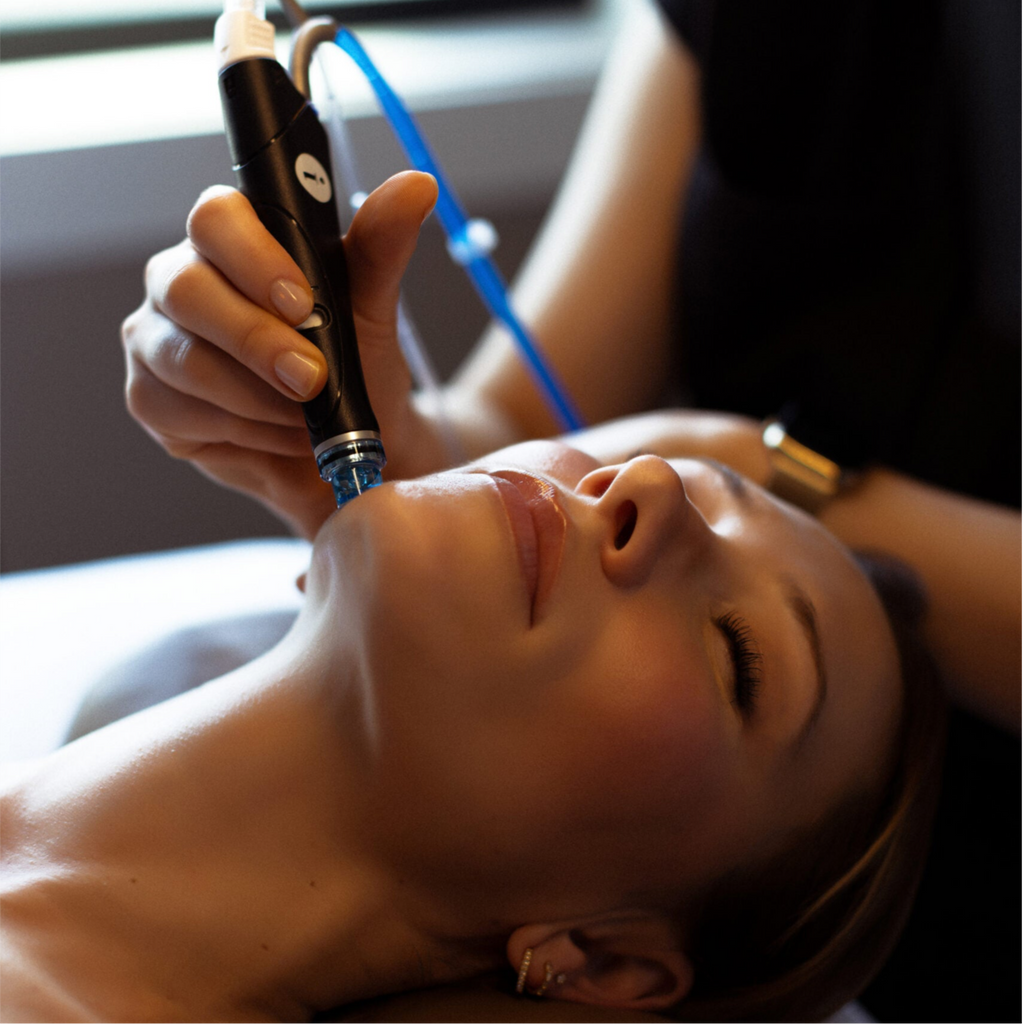 HydraFacial & Dermaplaning